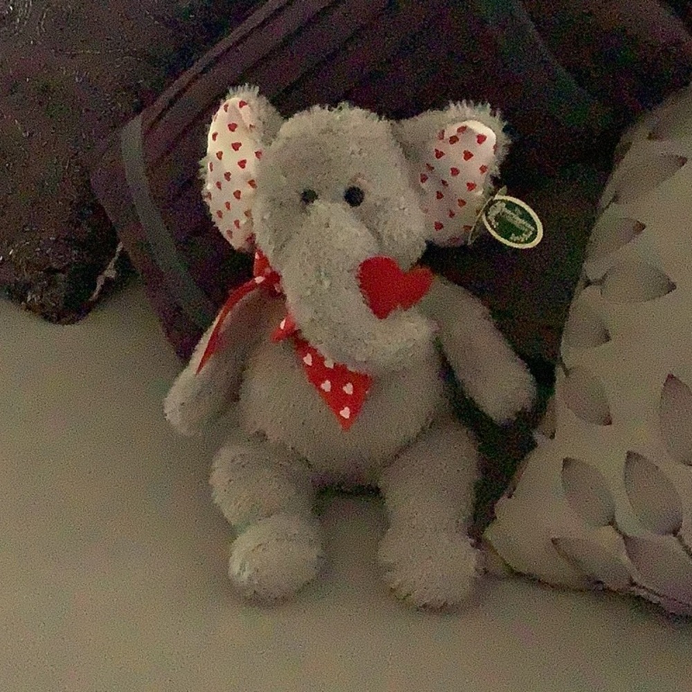 Stuffed Elephant by the Bearington Collection style 190091 Hugh loves yo…